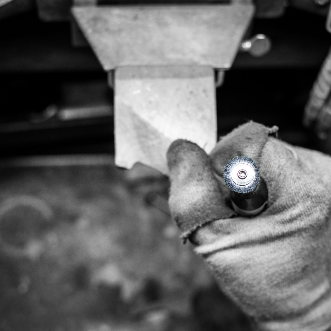 Polishing - Howlet