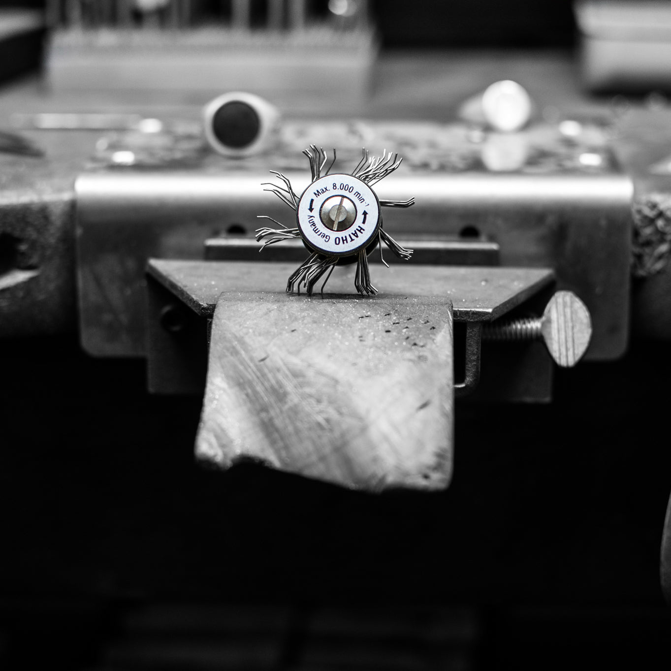 Stipple Brush - Howlet