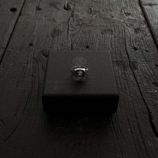 the guardian || men's signet rings