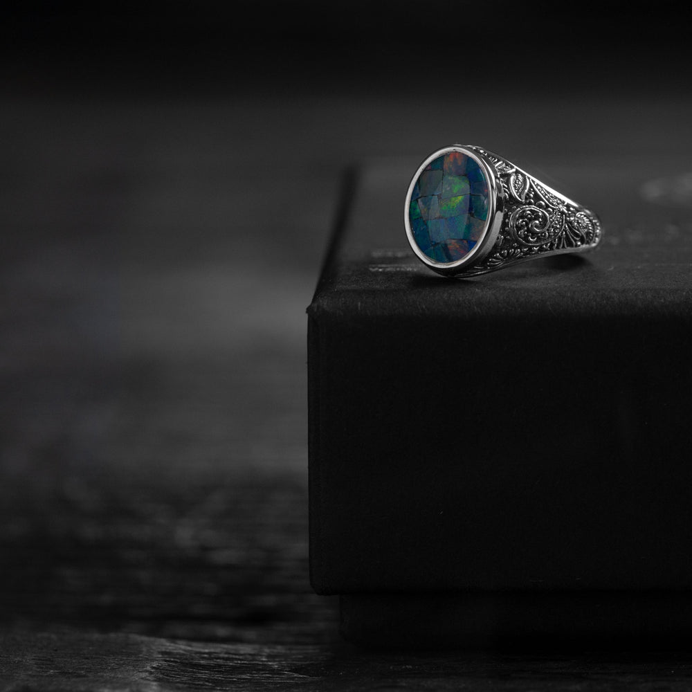 The Oval & Opal II | IN STOCK