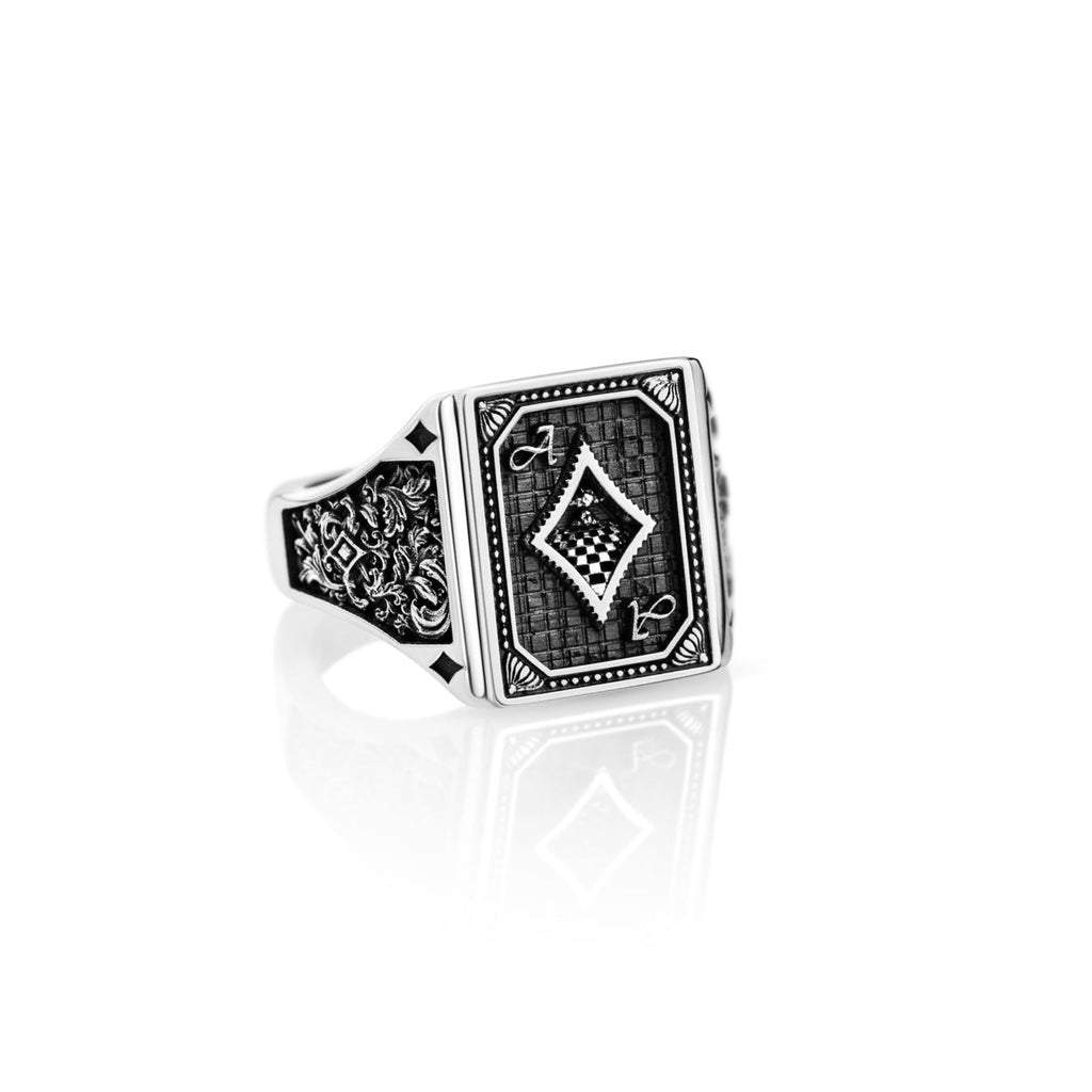 The Ace Of Diamonds Signet - Howlet